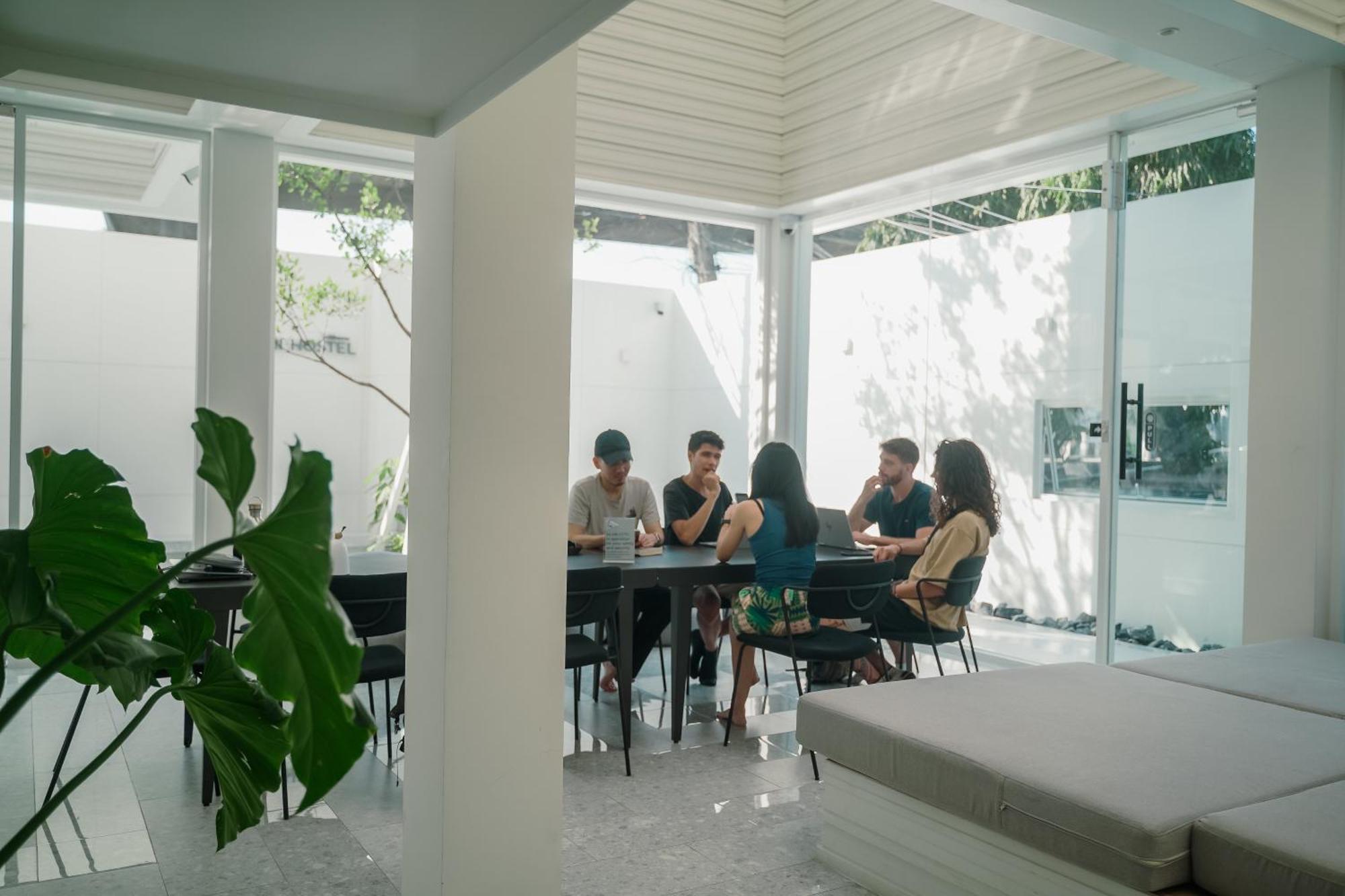 Matini Hostel Grandstation Bangkok Exteriér fotografie